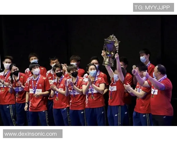 武汉羽毛球队与南京羽毛球队赛后战术分析与复盘探讨 武汉羽毛球队与南京羽毛球队赛后战术分析与复盘探讨